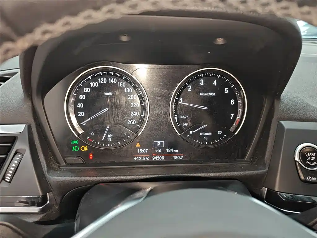BMW 1 Series 2018 118i Sport Edition фото 12