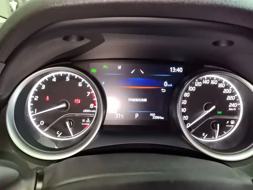 Toyota Camry 2021 2.0G Luxury Edition фото 12