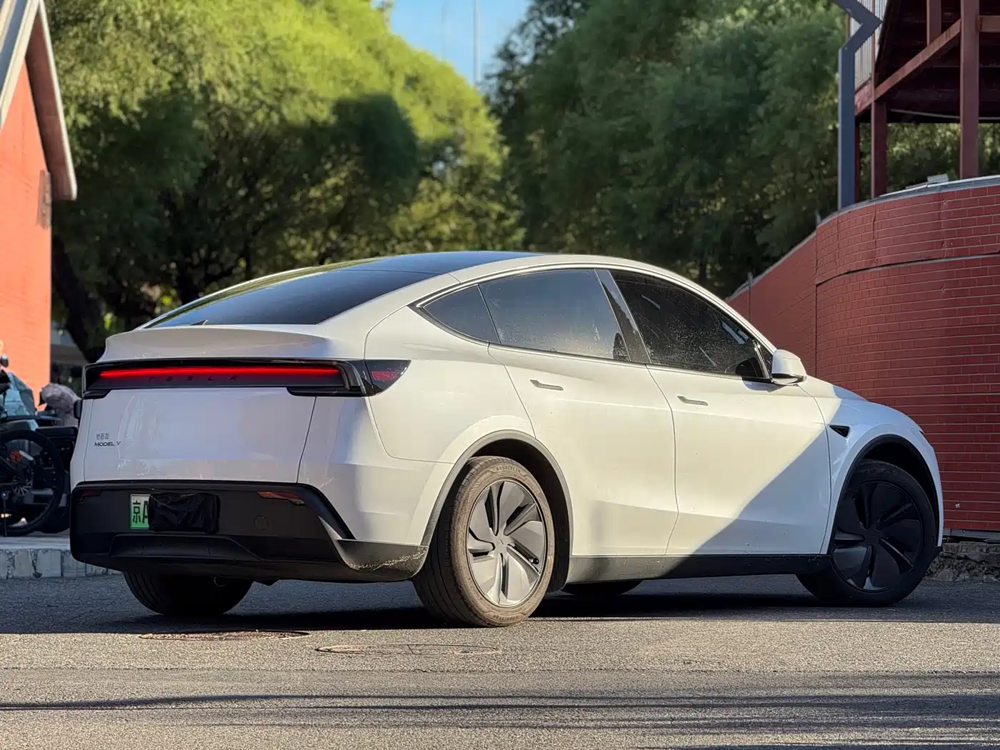Tesla Model Y 2026 2026 Rear-Wheel Drive