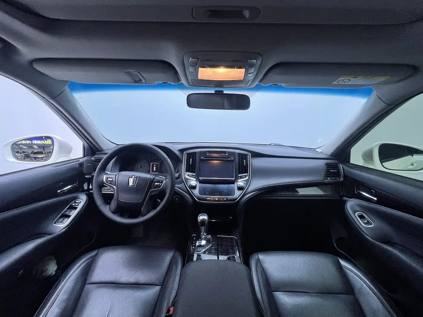 Toyota Crown 2015 2.5L Smart Edition фото 12