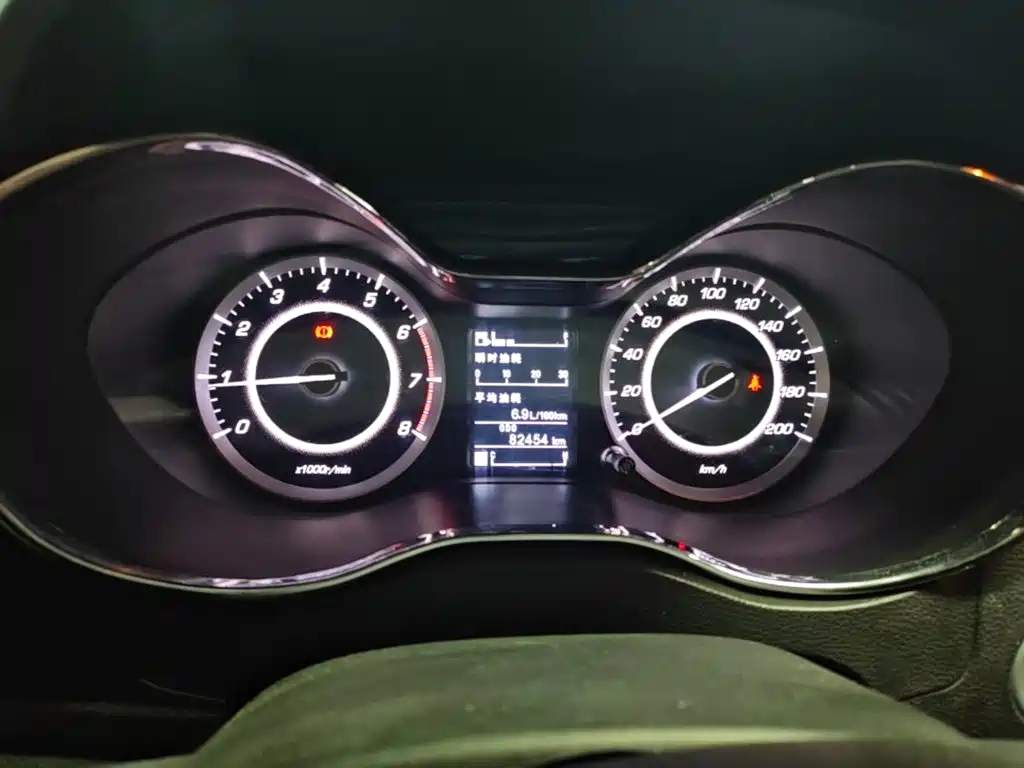 Baojun 560 2017 2016 1.8L Manual Luxury