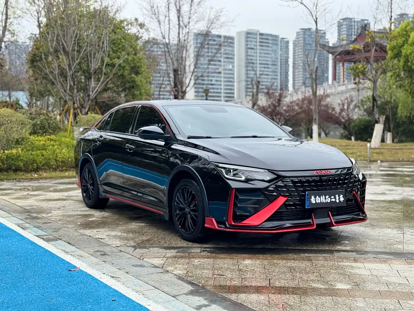 DONGFENG YI HYUN MAX