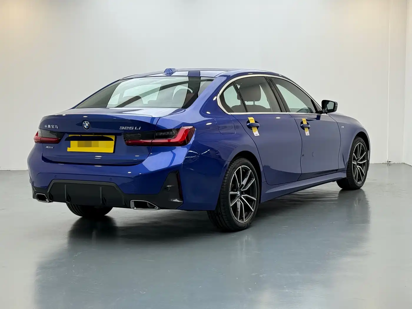 BMW 3 Series 2023 325Li xDrive M Sport Package фото 5