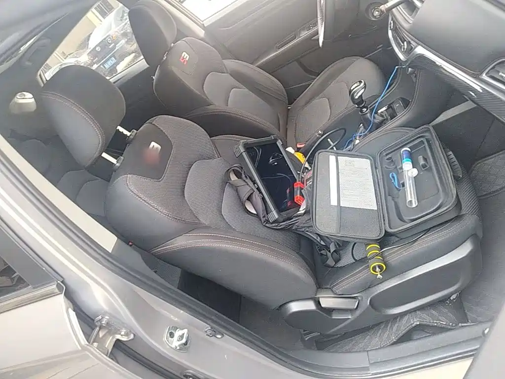 Фото 25 - JAC Refine S3