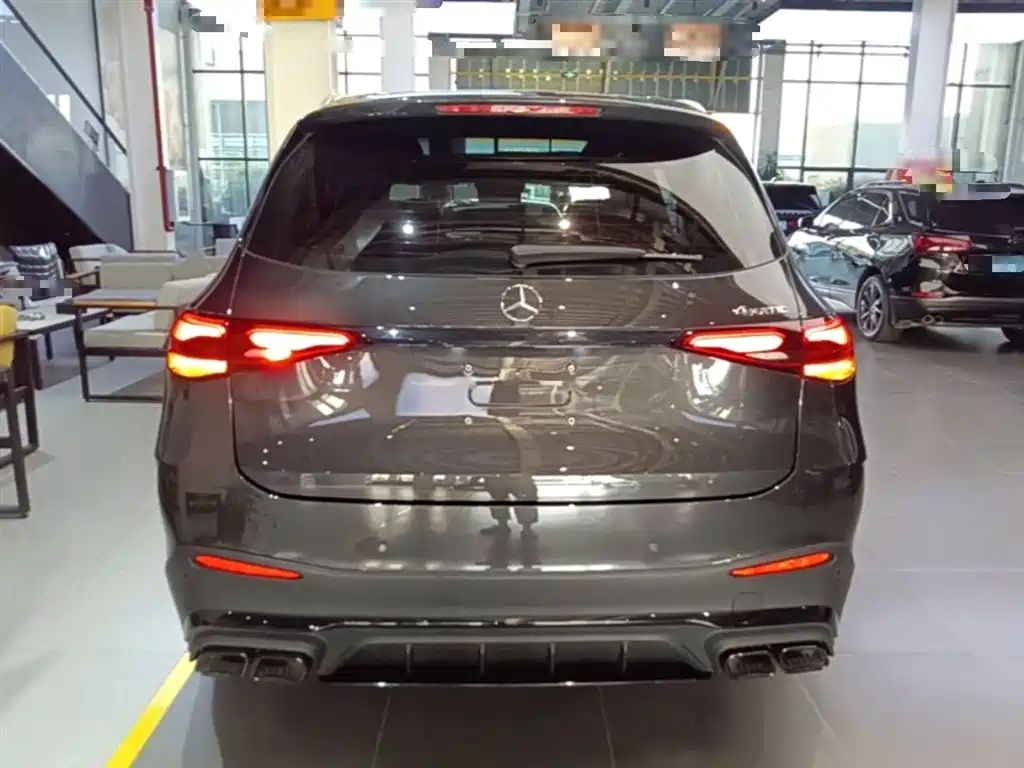 Mercedes-Benz GLC 2023 GLC 300 L 4MATIC Luxury 7-Seater фото 6