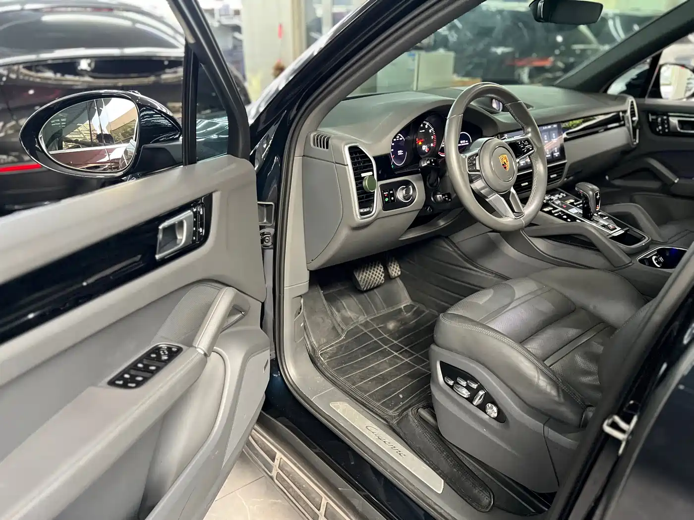 Porsche Cayenne 2019 Cayenne 3.0T фото 11