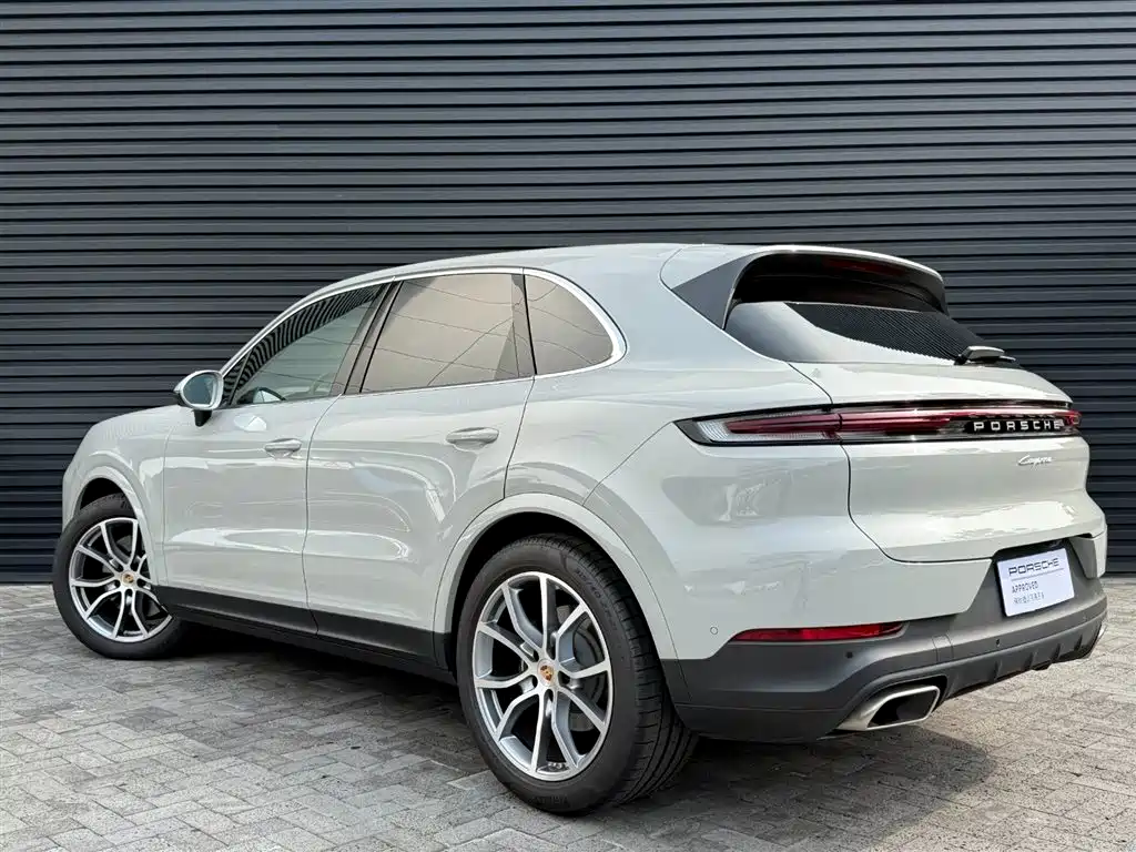 Porsche Cayenne 2025 Cayenne 3.0T Dream Chaser Edition фото 2