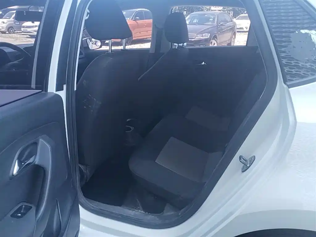 Volkswagen Polo 2018 1.5L Auto Safe Drive фото 24