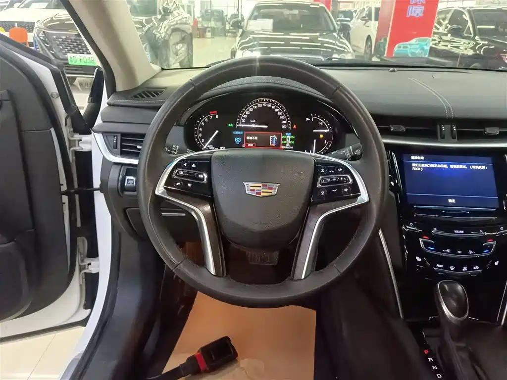 Cadillac XTS 2018 28T Technology фото 6