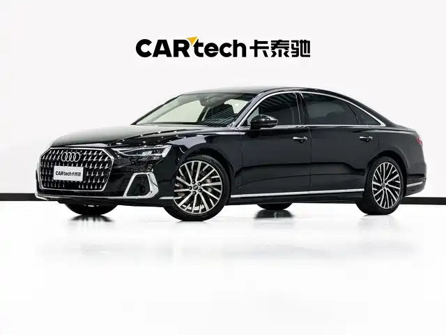 Audi A8, фото 1