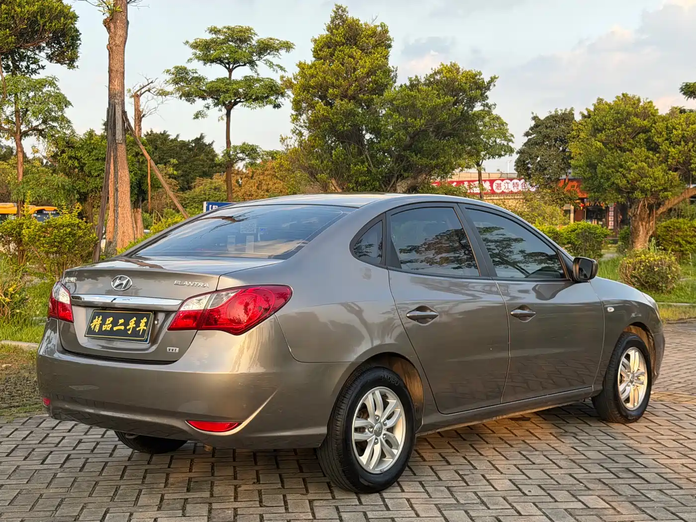Hyundai Elantra 2011 1.6L Manual Comfort фото 5