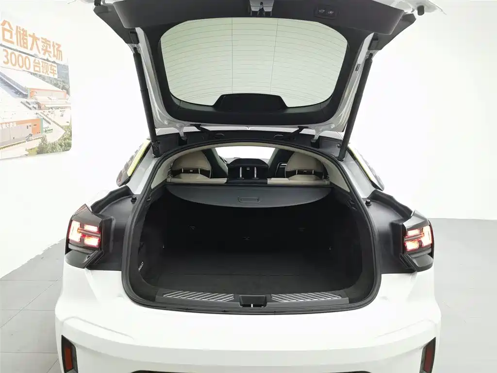 Lynk & Co 05 2020 2.0TD 2WD Shine Halo фото 16