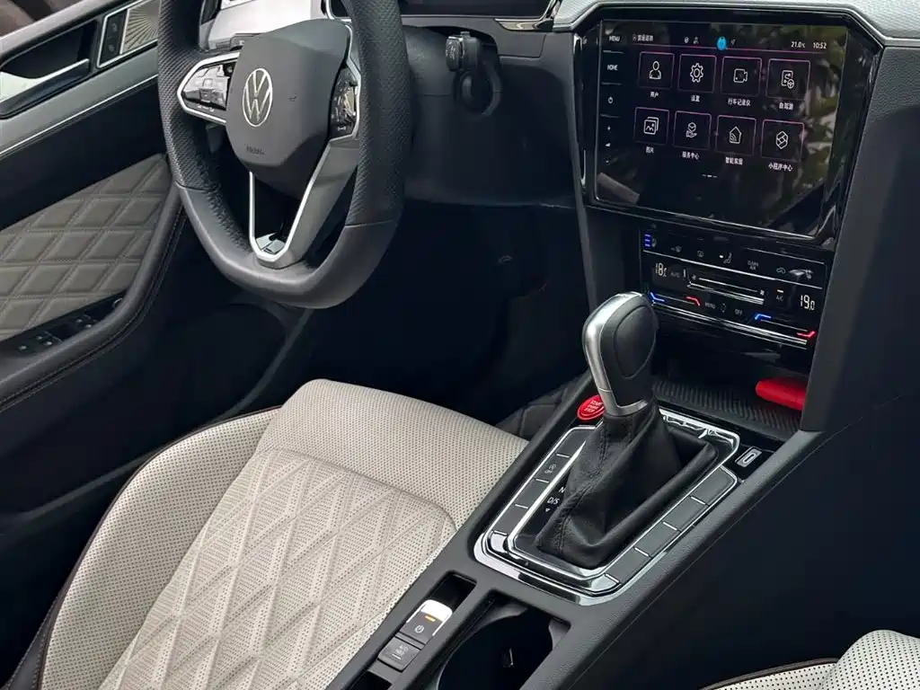 Volkswagen Magotan 2025 Popular Edition 330TSI DSG Luxury фото 22