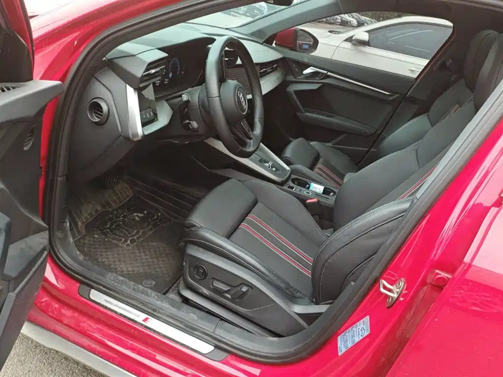 Audi A3 2023 Facelift Sportback 35 TFSI Fashion Sport фото 6