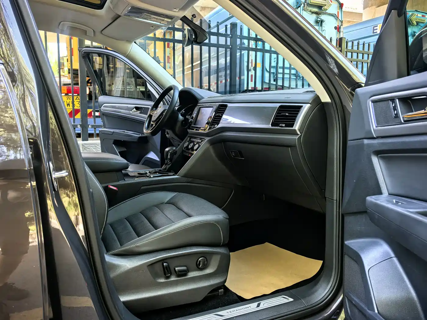 Volkswagen Teramont 2019 380TSI 4WD Luxury China V фото 11