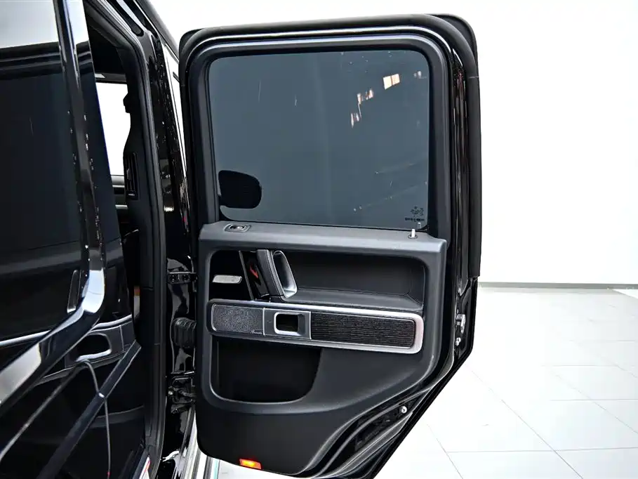 Mercedes-Benz G-Class 2023 G 350 фото 22