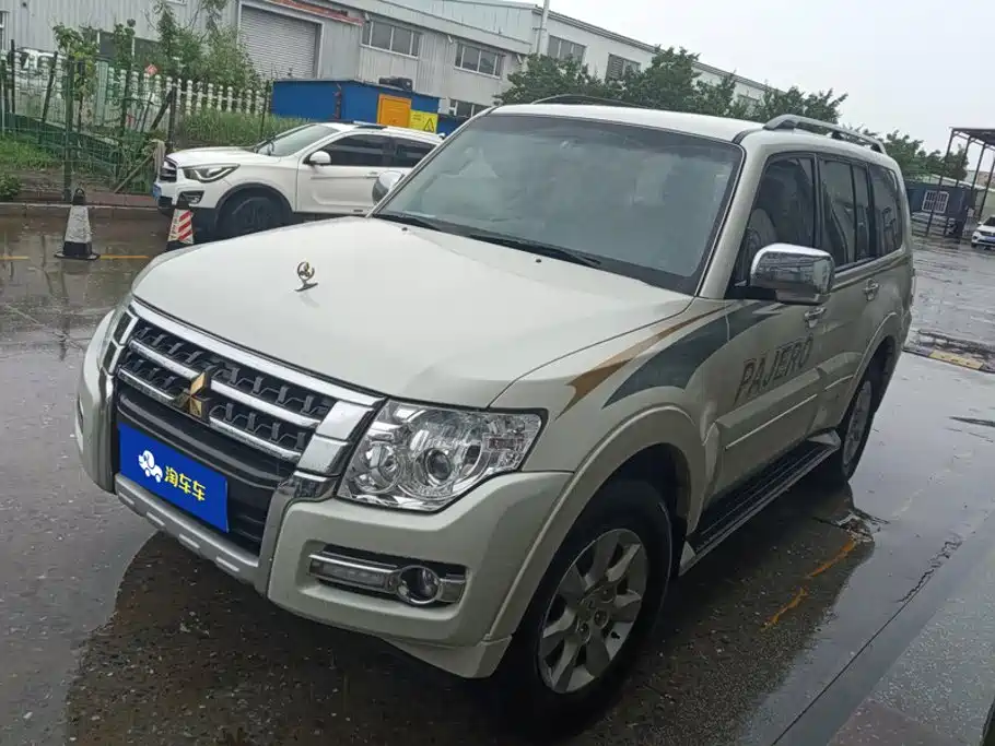 Mitsubishi Pajero (Import) 2020 Collector's Edition 3.0L Auto Comfort Off-road