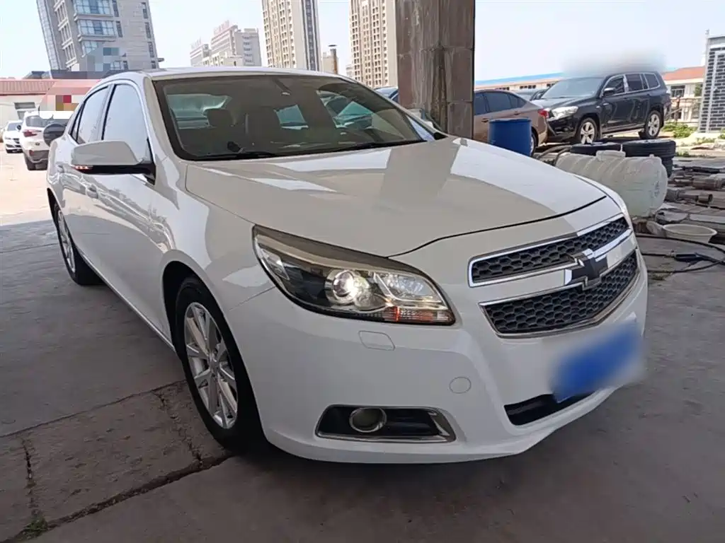 Chevrolet Malibu 2014 2.0L Automatic Luxury фото 4