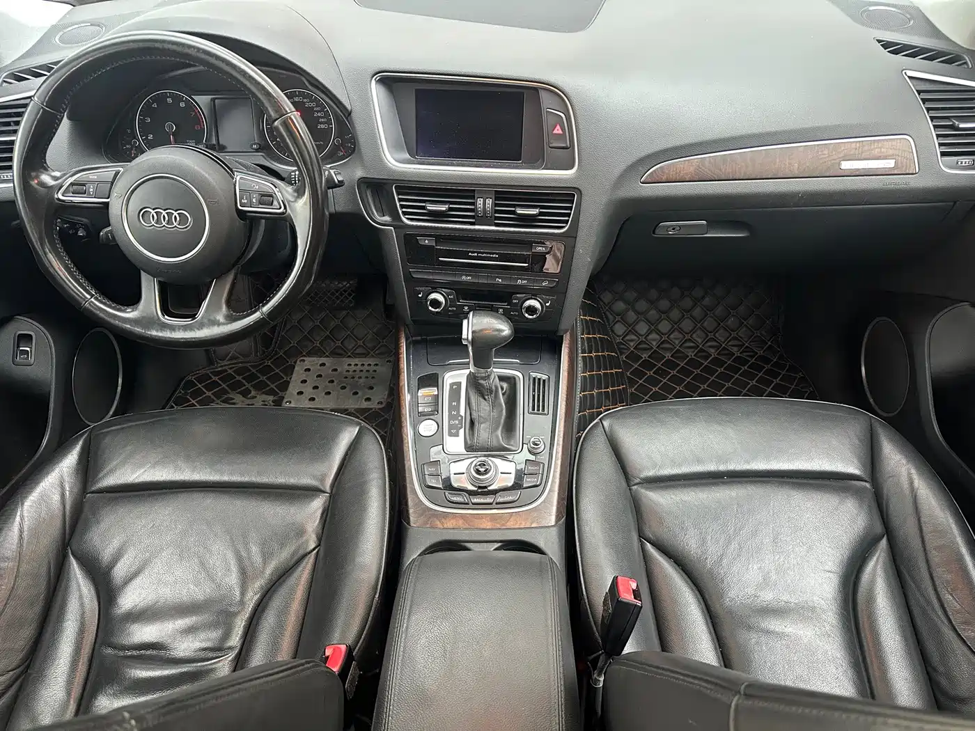 Фото 9 - Audi Q5