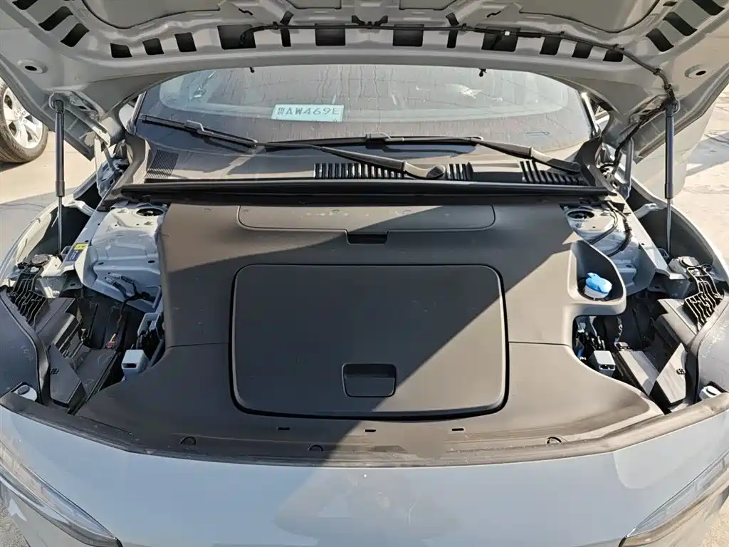 Volvo EX30 2024 2025 RWD Long Range Ultra