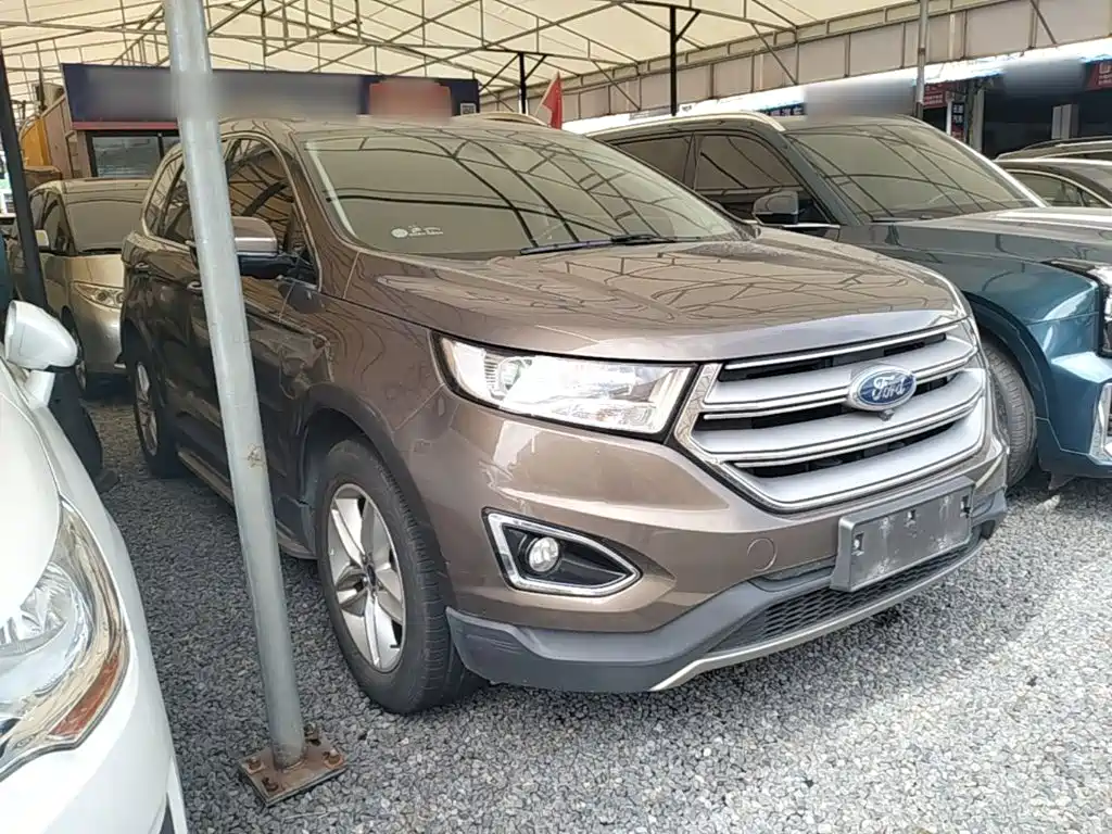 Фото 4 - Ford Edge