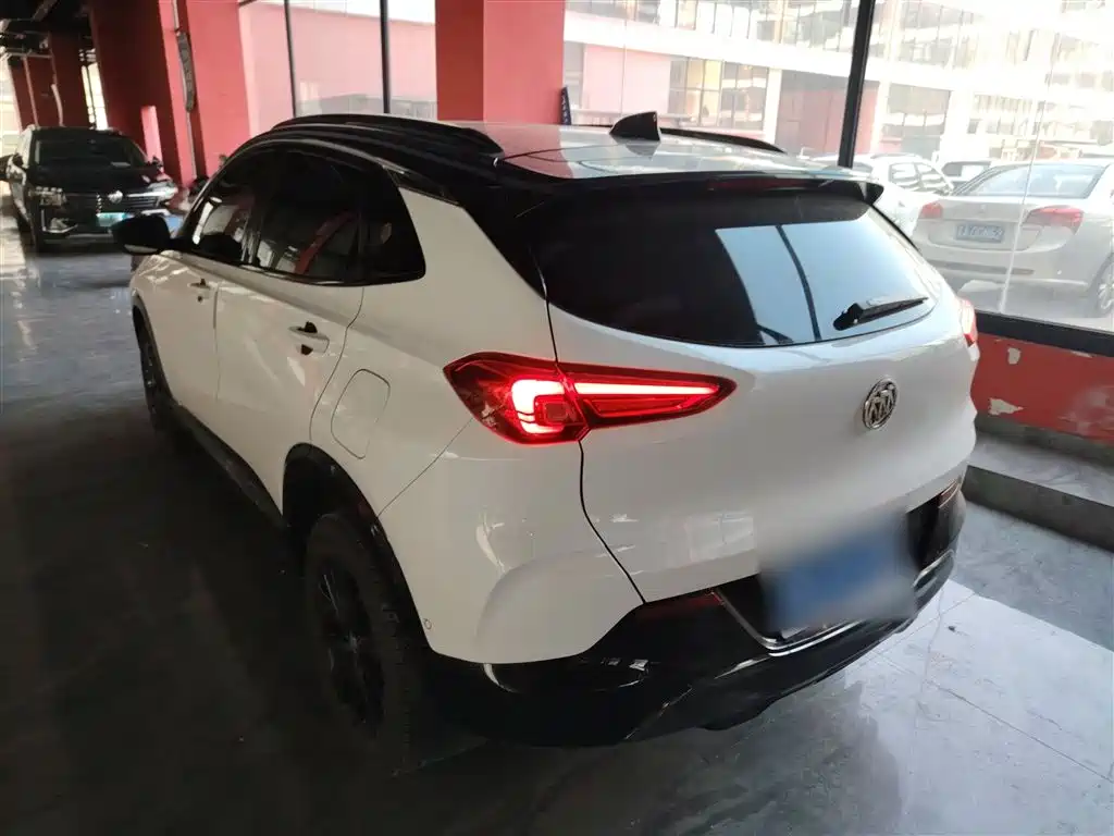 Buick Encore 2020 20T CVT Luxury Edition фото 5