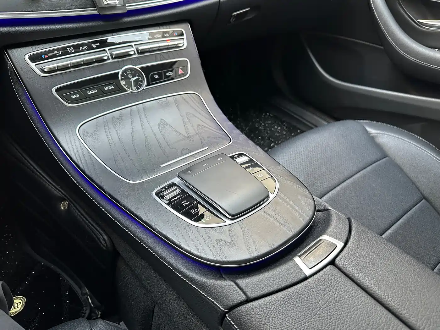 Mercedes-Benz E-Class 2019 E 300 L Luxury фото 10