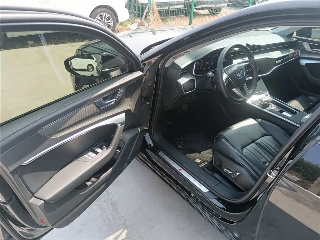 Audi A6L 2024 45 TFSI Premium Dynamic фото 12