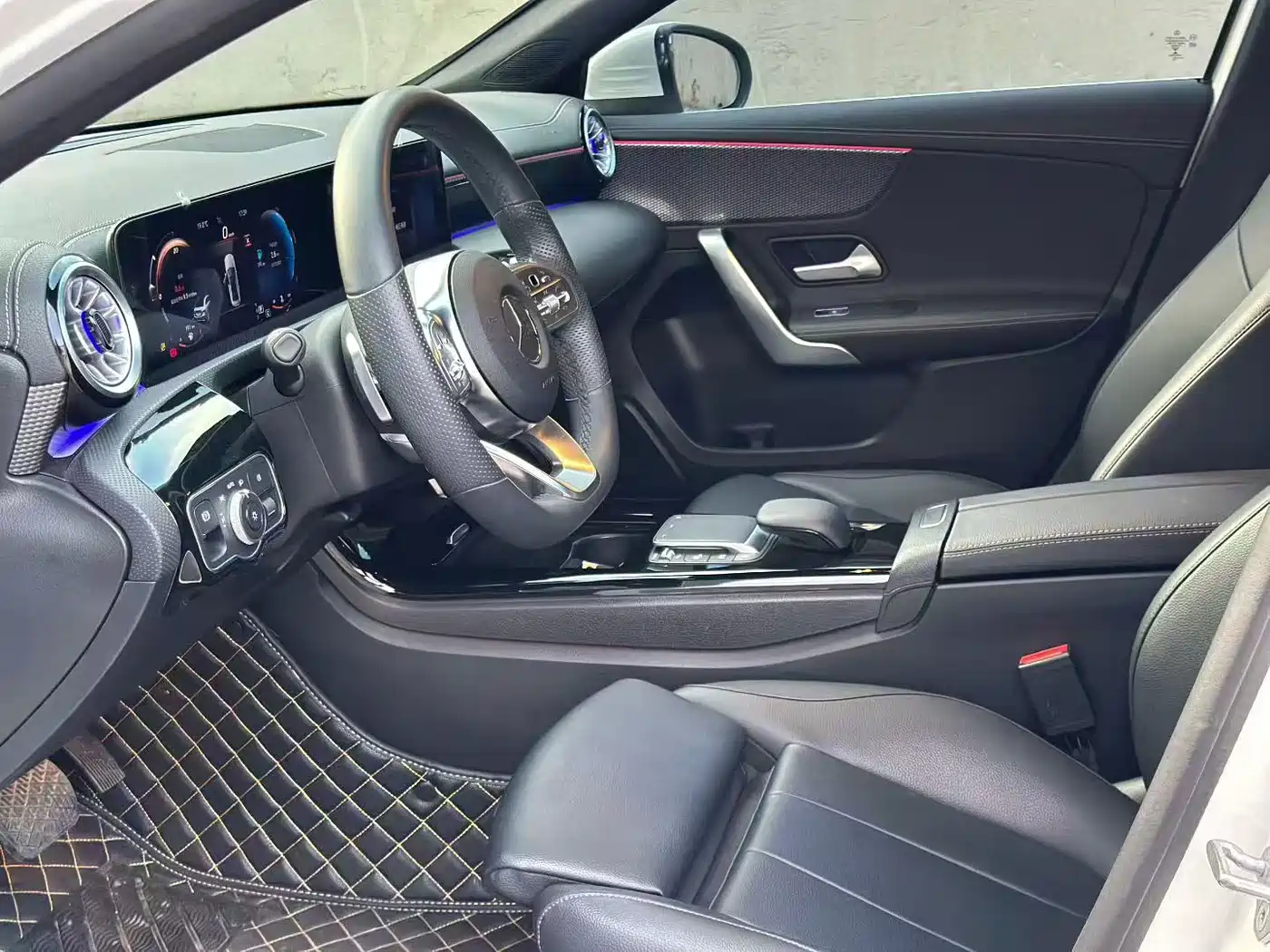 Фото 7 - Mercedes-Benz A-Class