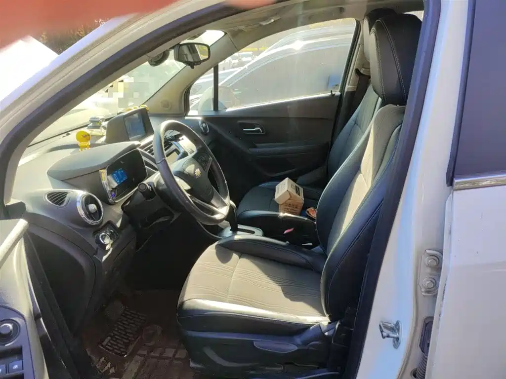 Chevrolet Trax 2014 1.4T Automatic 2WD Luxury фото 8