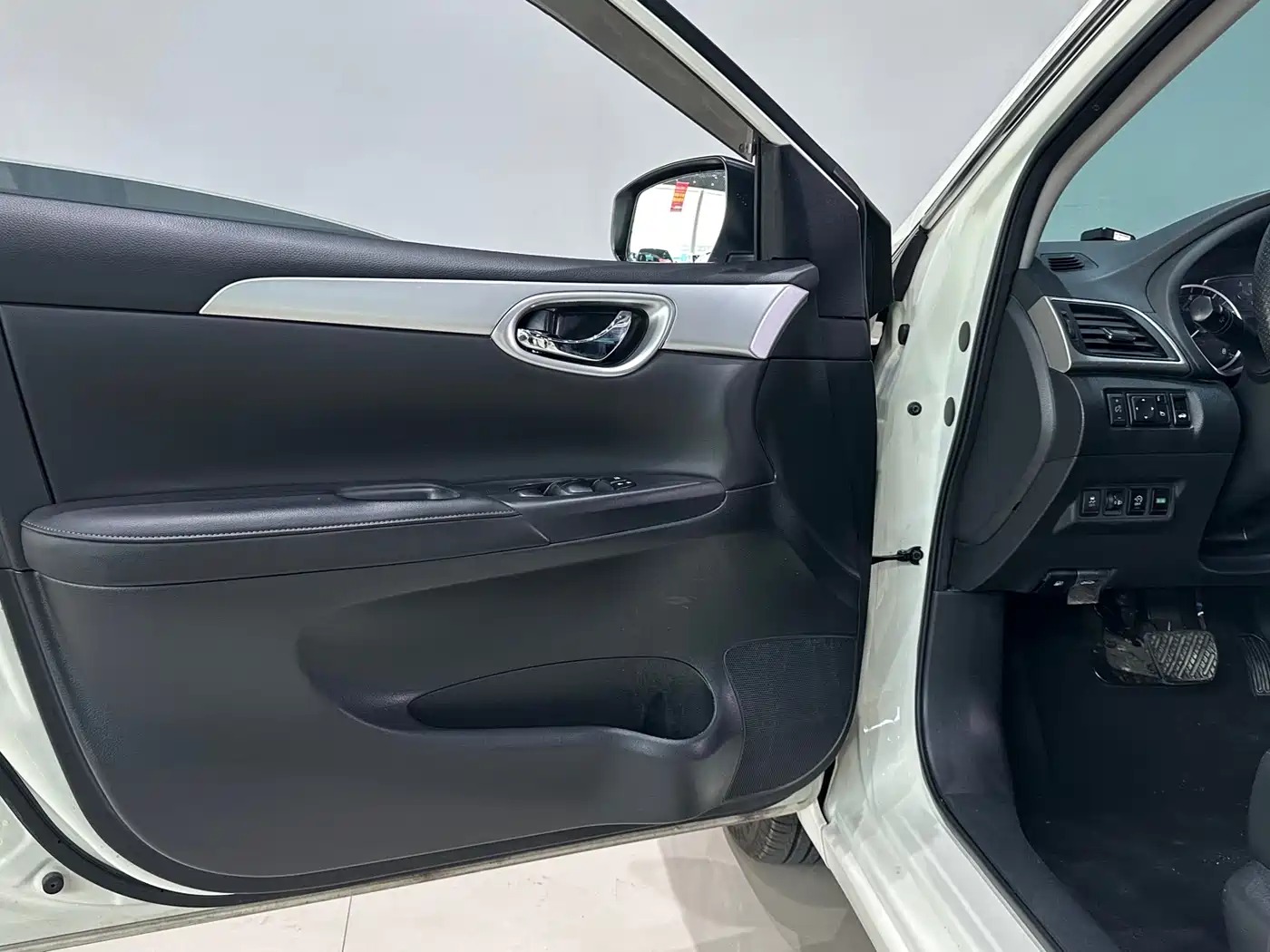 Nissan SYLPHY, миниатюра 8