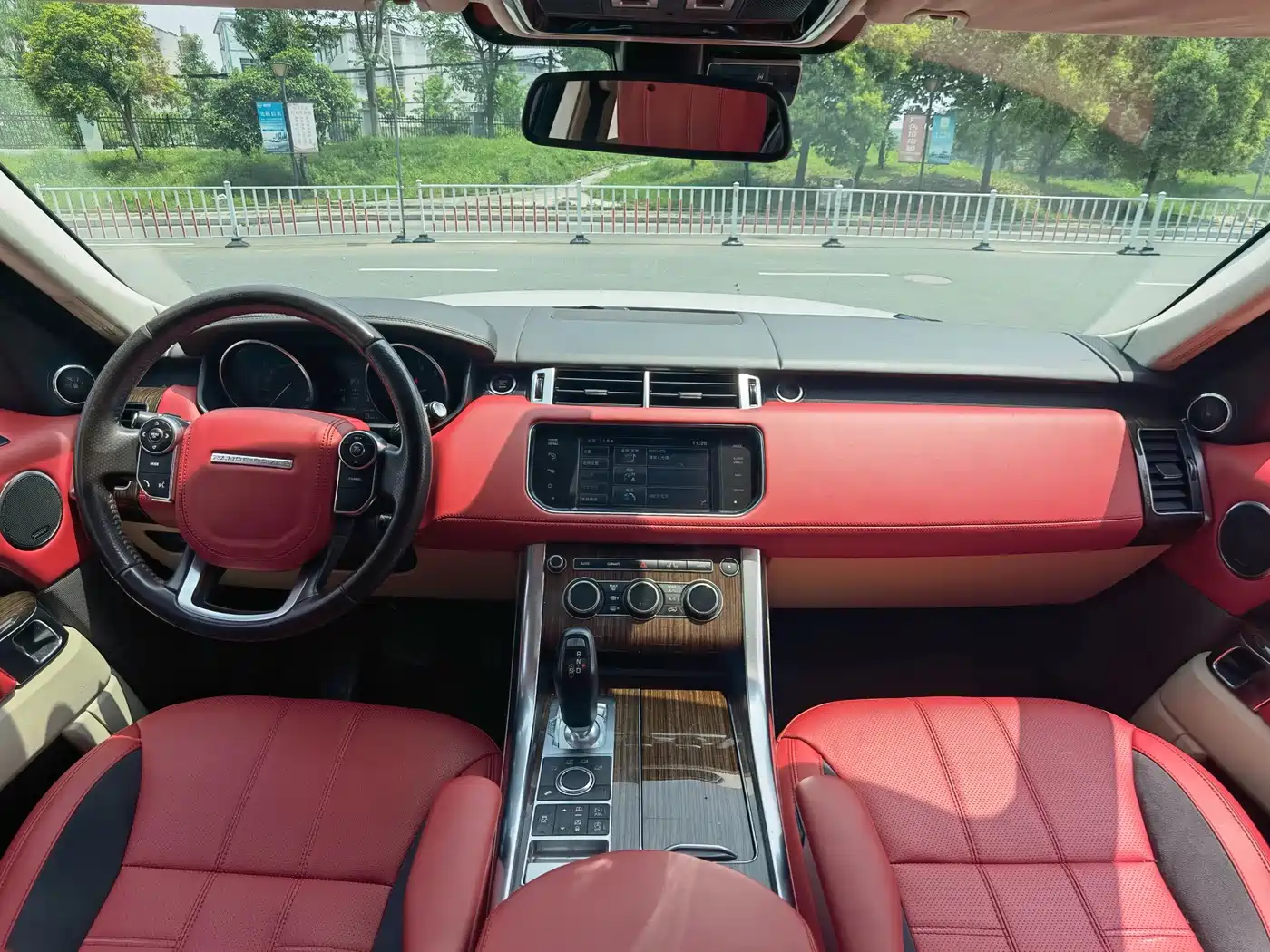 Land Rover Range Rover Sport 2014 3.0 SC V6 HSE DYNAMIC фото 4