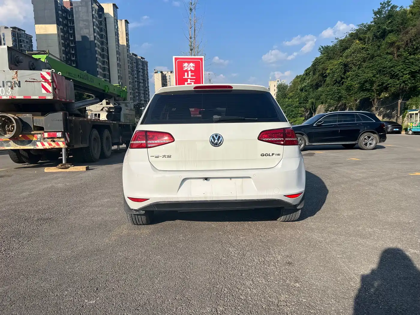 Фото 10 - Volkswagen Golf