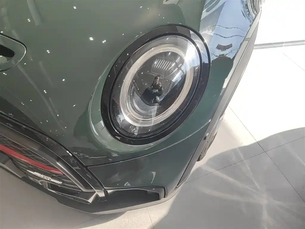 MINI JCW
