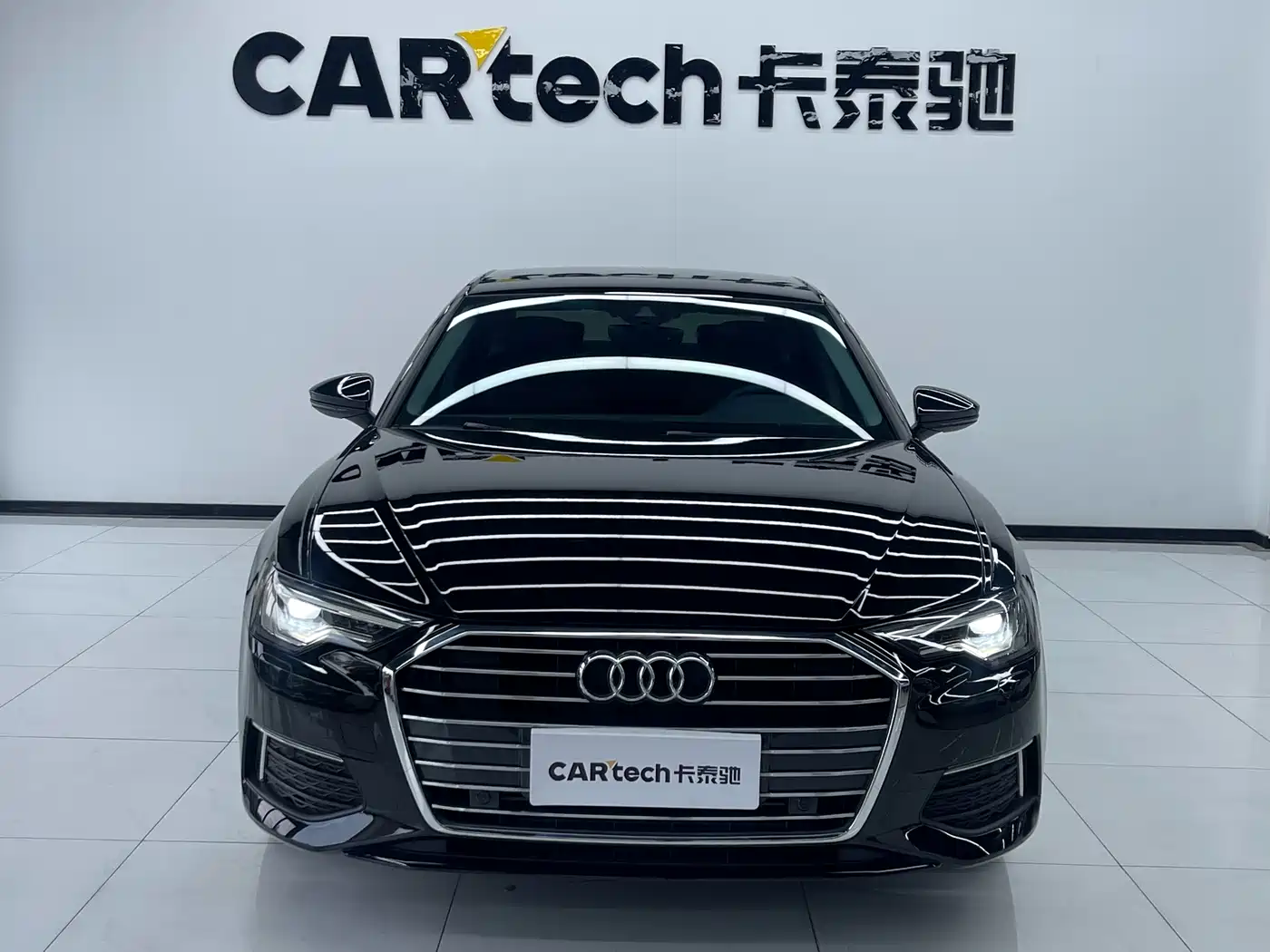 Audi A6L 2019 40 TFSI Luxury Elegance фото 2