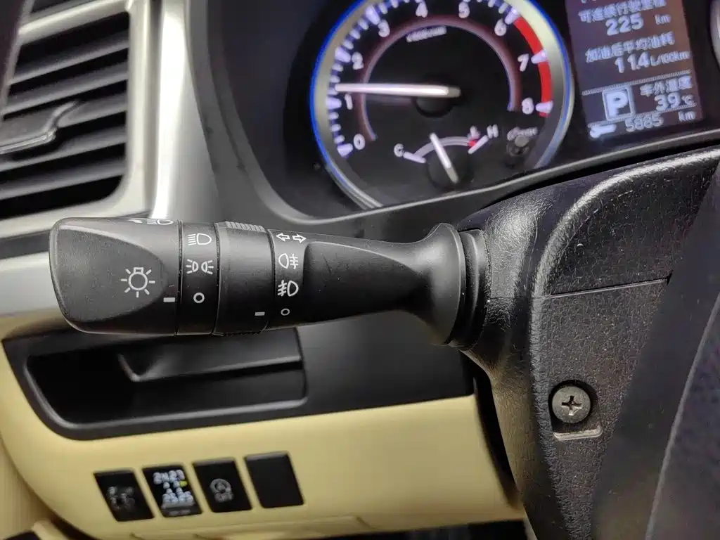 Фото 21 - Toyota Highlander