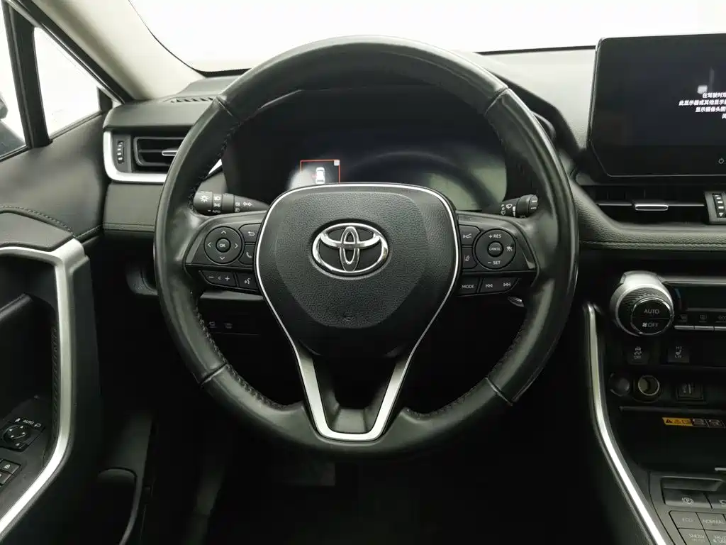 Toyota RAV4, миниатюра 10