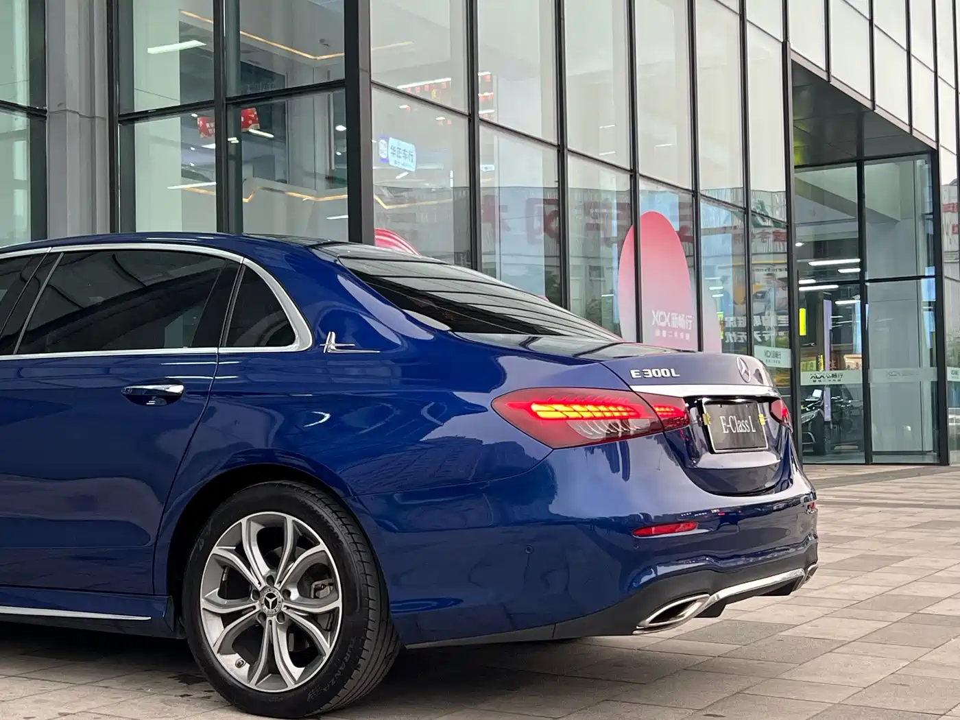 Mercedes-Benz E-Class 2023 E 300 L Sport Luxury фото 8