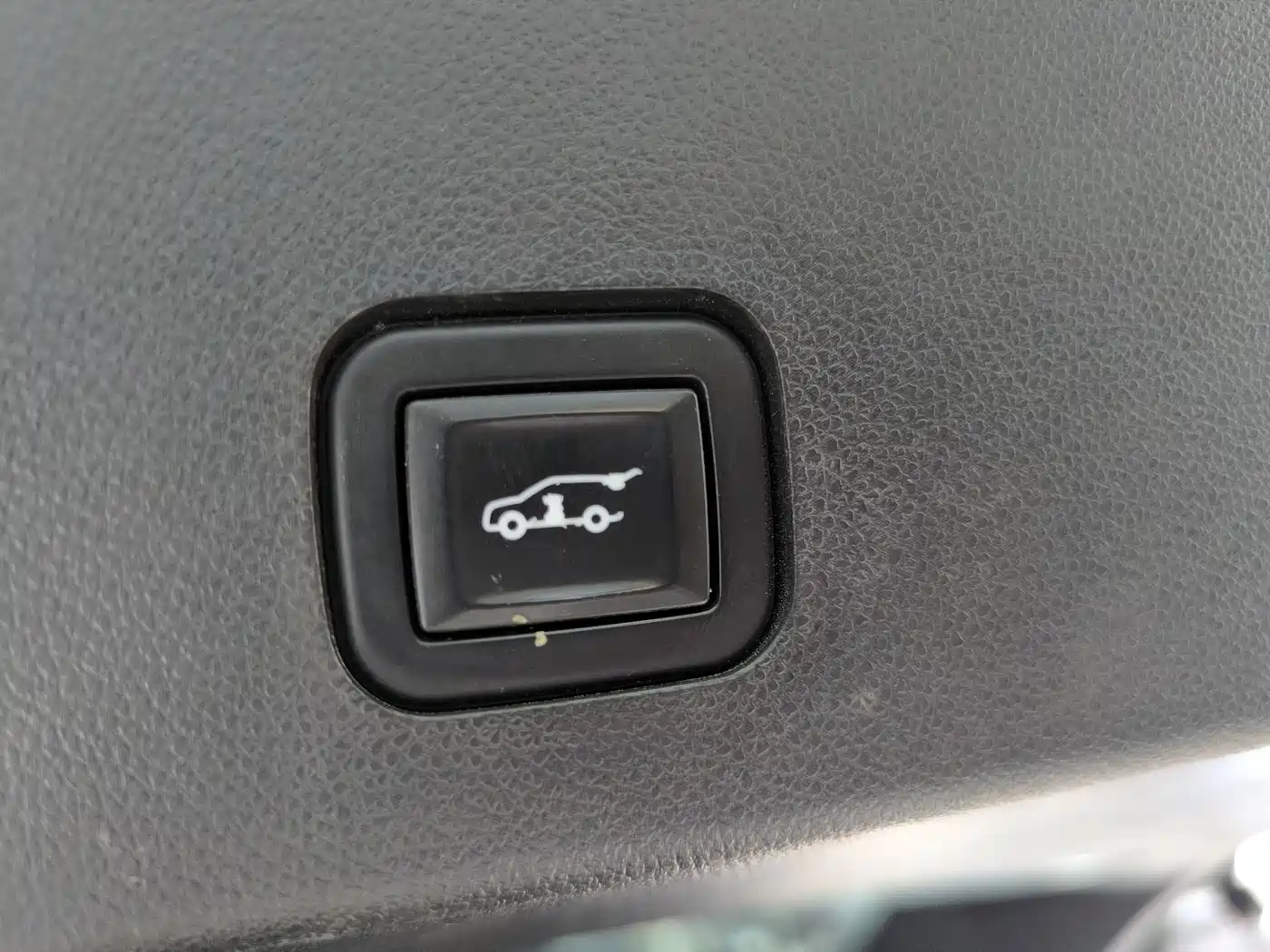 Cadillac XT6 2021 2.0T 6-seater 4WD Luxury фото 21