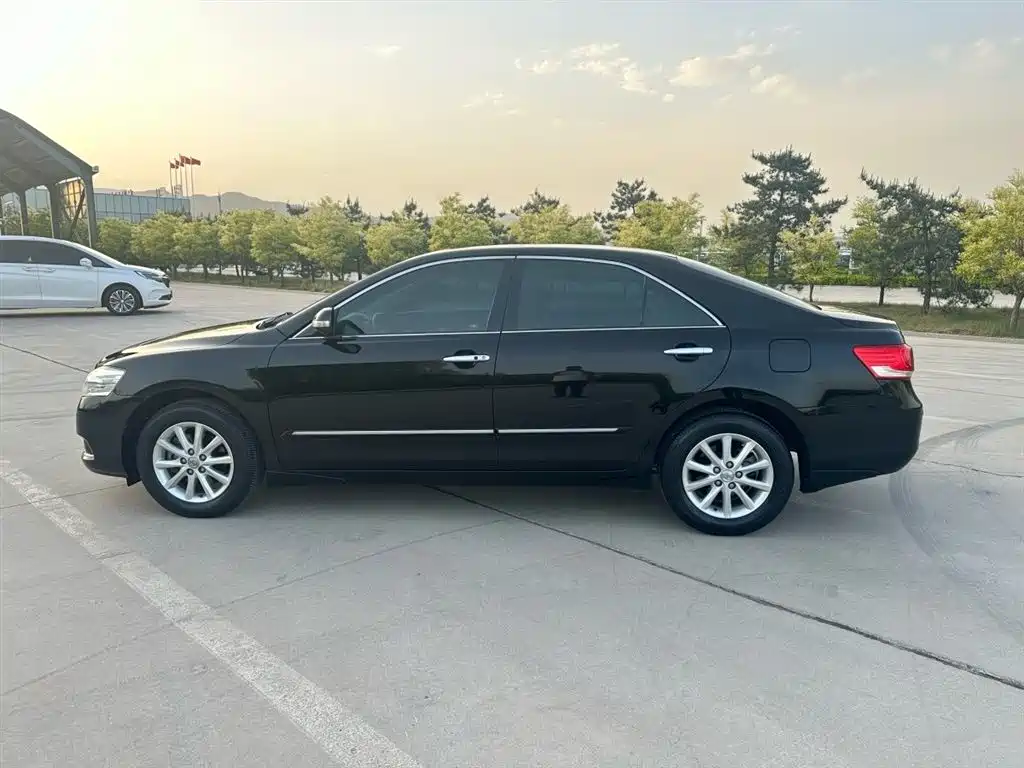 Toyota Camry 2011 200G Classic Anniversary Edition фото 4
