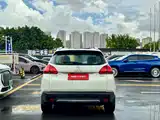 صورة 5 - Peugeot 2008