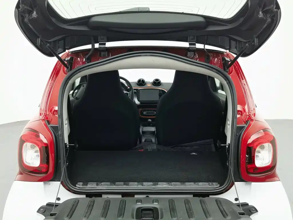 smart fortwo 2019 2019 0.9T 66kW Hardtop Wind Edition China VI