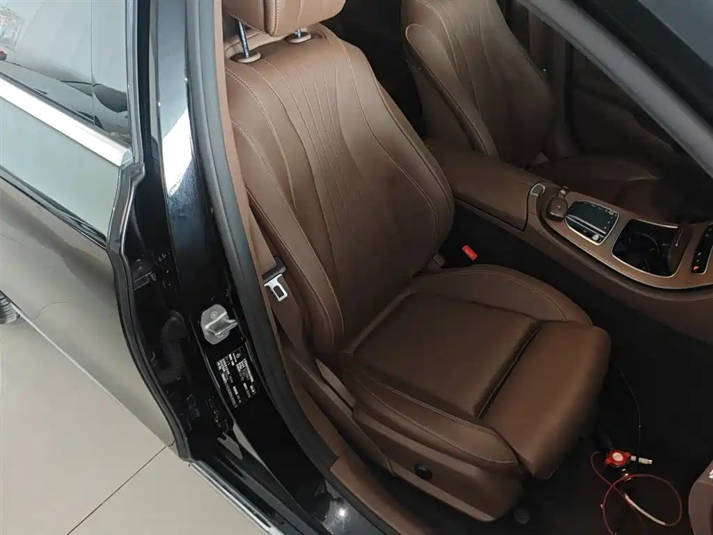 Mercedes-Benz E-Class 2022 Second Facelift E 300 L Fashion фото 25