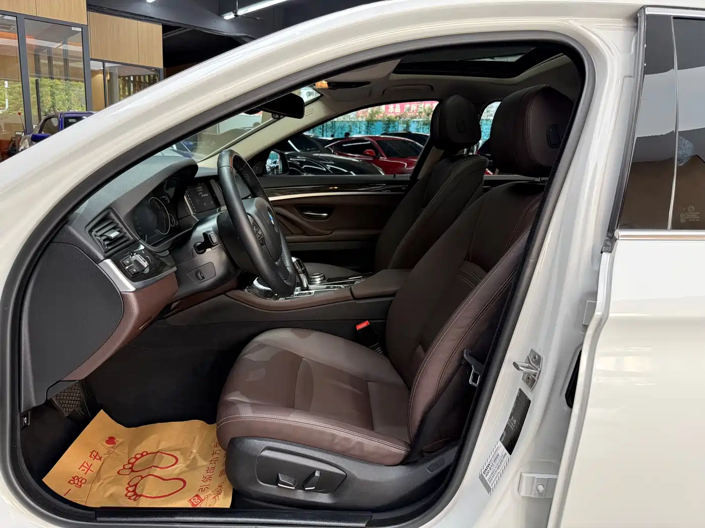 BMW 5 Series 2017 525Li Luxury Design Package фото 11