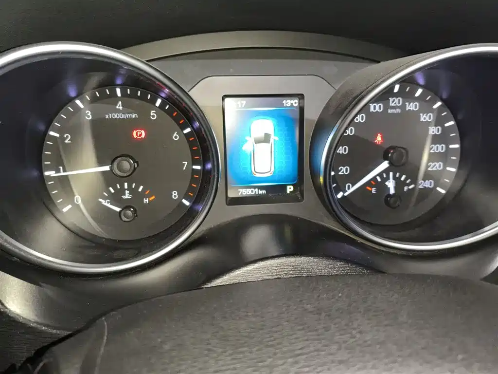 Haval H6 Coupe 2016 Blue Label 1.5T Automatic 2WD Urban фото 5