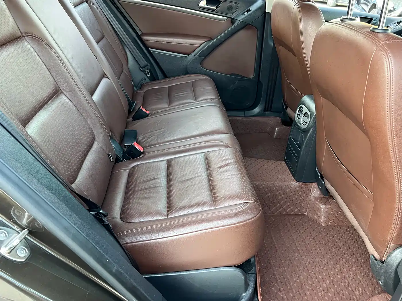 Volkswagen Tiguan 2013 1.8TSI Auto 4WD Luxury фото 10