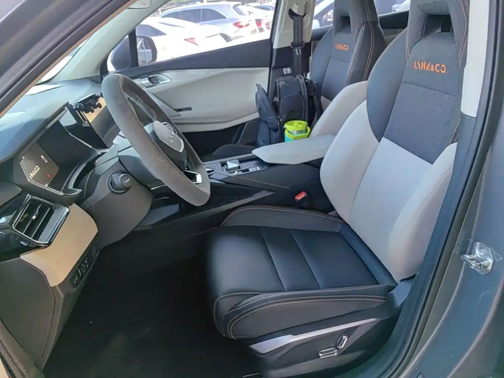 Lynk & Co 06 EM-P 2022 2022 PHEV 84KM Range Pro