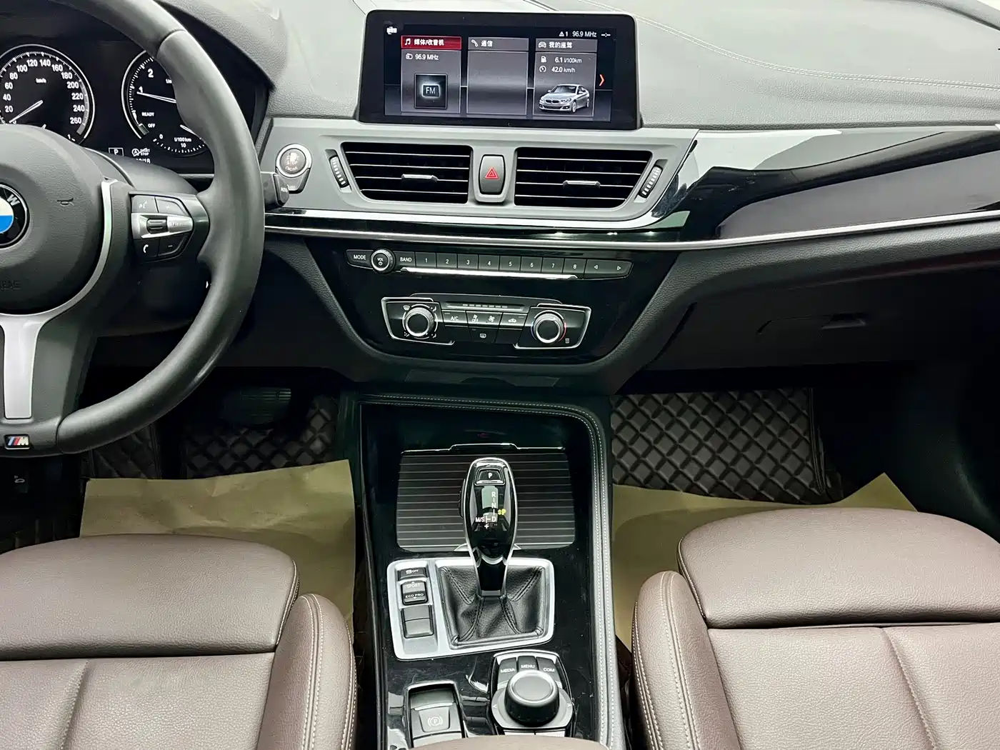 BMW 1 Series 2020 Model 120i M Sport Package фото 10