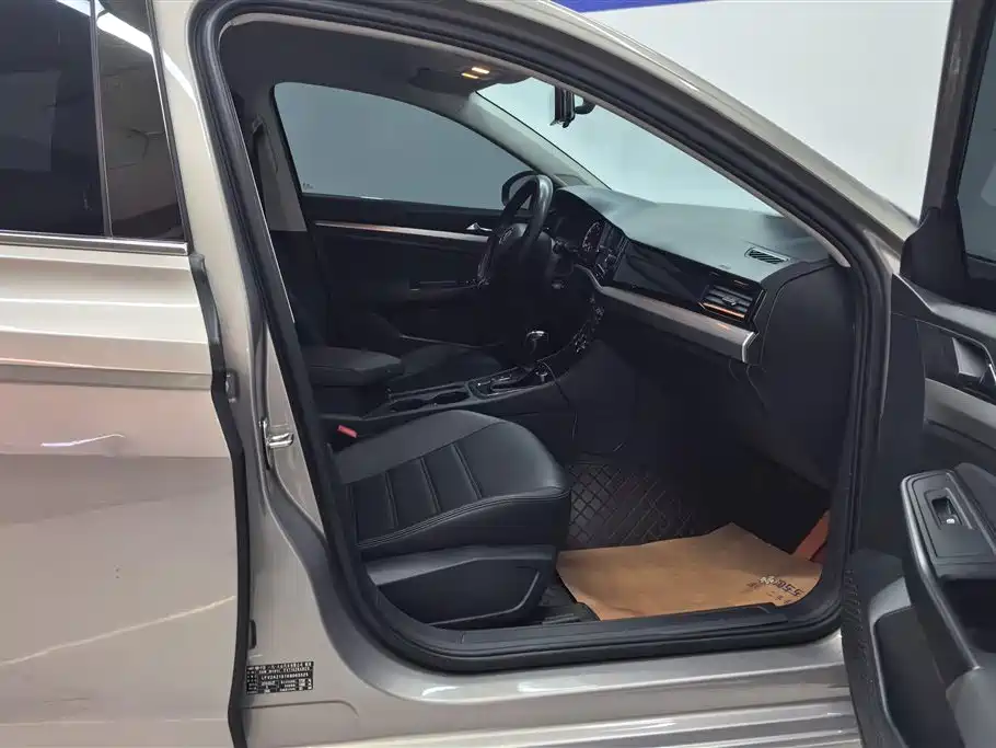 Volkswagen Bora 2019 Facelift 1.5L Automatic Fashion China VI фото 8