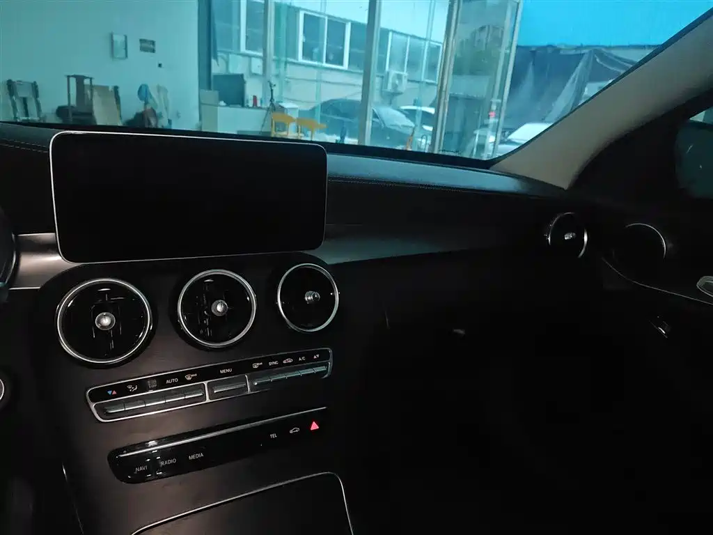 Mercedes-Benz C-Class 2020 C 200 L Fashion Sport фото 14